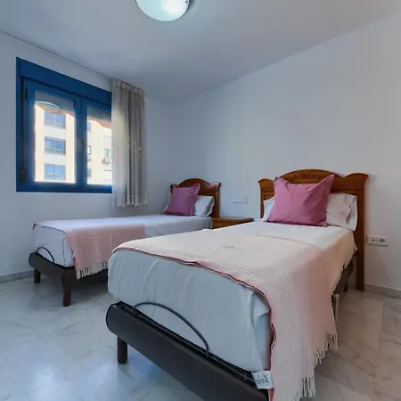 Holidays2malaga Ayala 450 Mts From & Terrace * Málaga