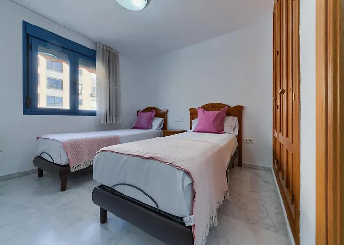 Apartment Holidays2malaga Ayala 450 Mts From & Terrace Malaga