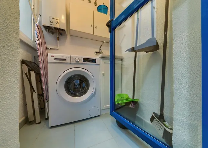 Apartment Holidays2malaga Ayala 450 Mts From & Terrace Malaga