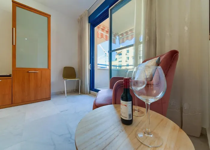 Apartment Holidays2malaga Ayala 450 Mts From & Terrace