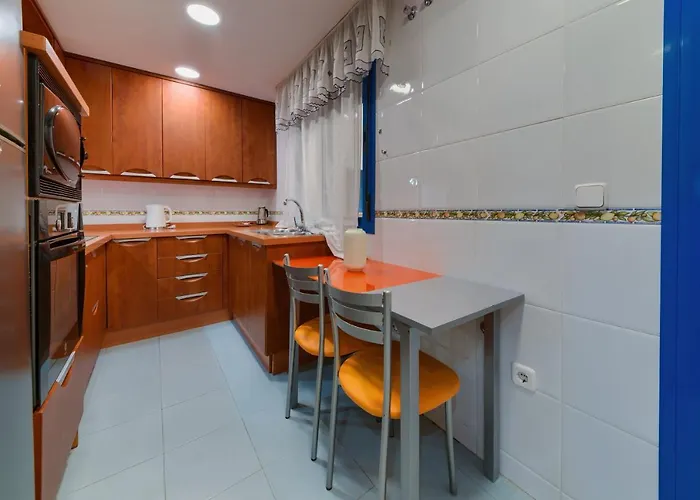 Apartment Holidays2malaga Ayala 450 Mts From & Terrace Malaga